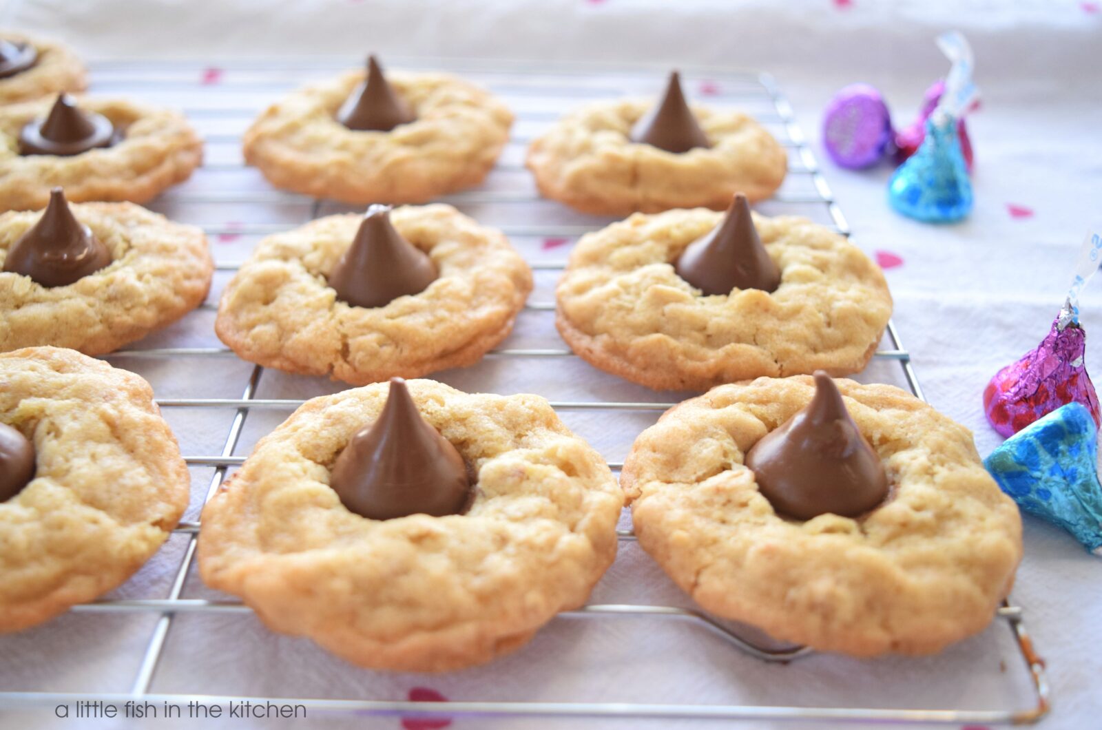Oatmeal Kiss Cookies A Little Fish in the Kitchen