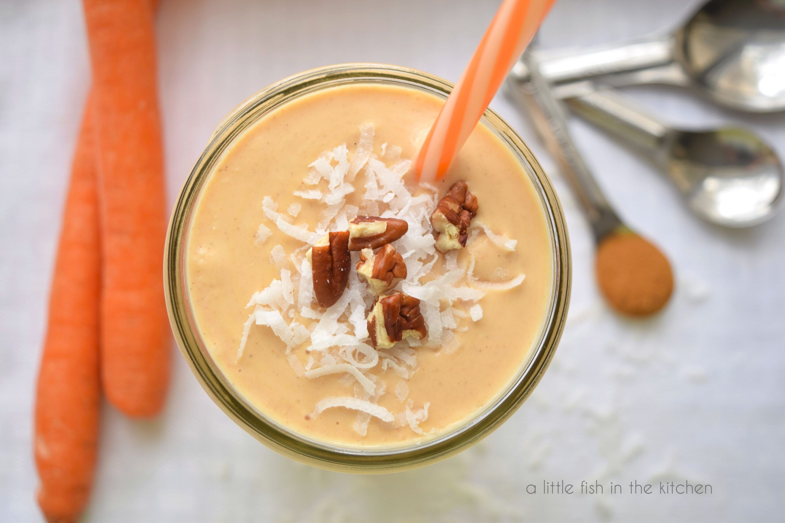 Carrot Cake Smoothie – A Little Fish in the Kitchen