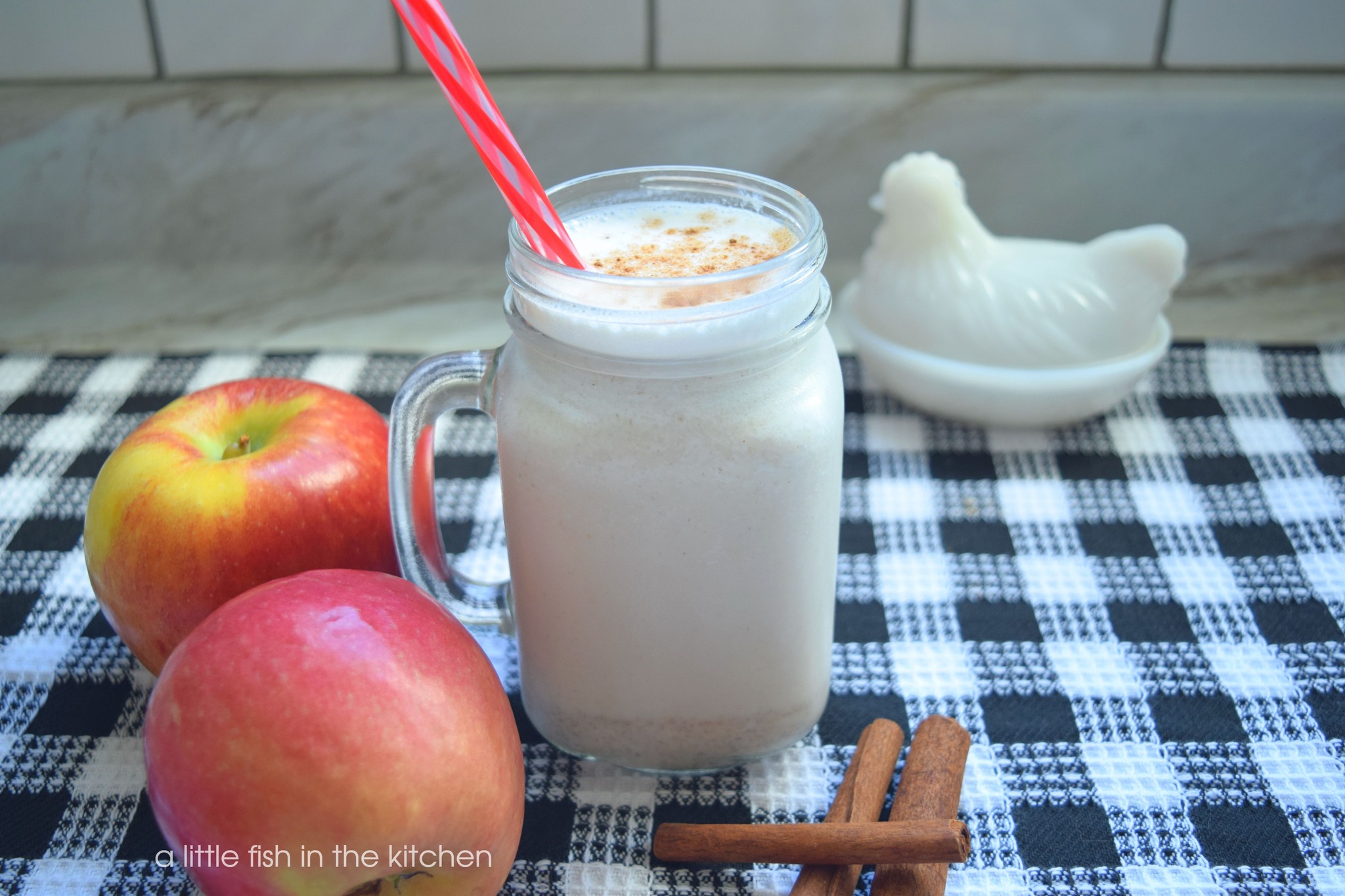In my latest video, I share how to make a tasty seasonal smoothie! This Apple Pie Smoothie is delicious and nutritious! 🍎🥛 #Smoothies #smoothietime #fallrecipes 

🥧 See how to make it here ➡️ https://youtu.be/KNmFLFO2ktw?si=nLzgvnMH5gPpXL0g