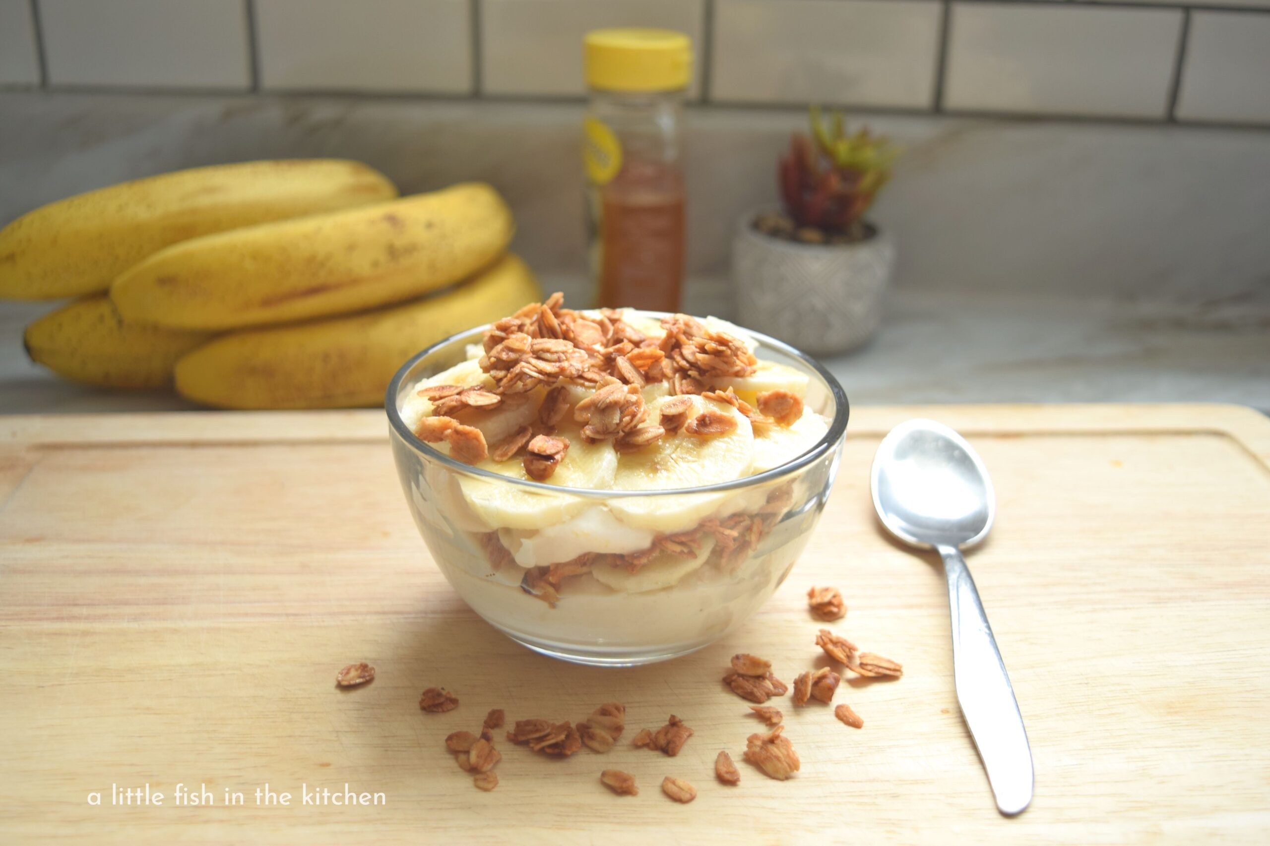 Easy Peanut Butter Banana Yogurt Parfaits