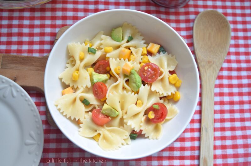 Easy Pasta Salad with Tomato, Avocado and Corn